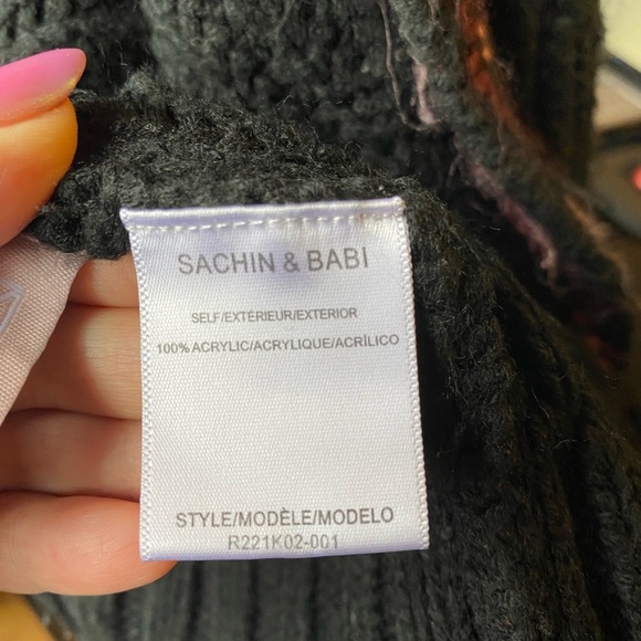 SACHIN & BABI Landon Knit Boho Cardigan - Picture 8 of 10